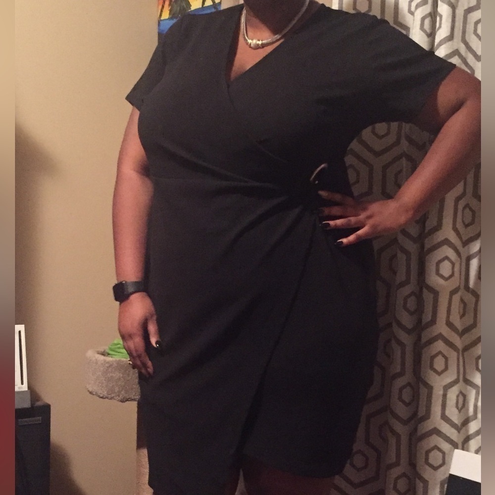 ALMOST FAMOUS Black Asymetrical Faux Wrap Plus-Sized Dress - Picture 6 of 6